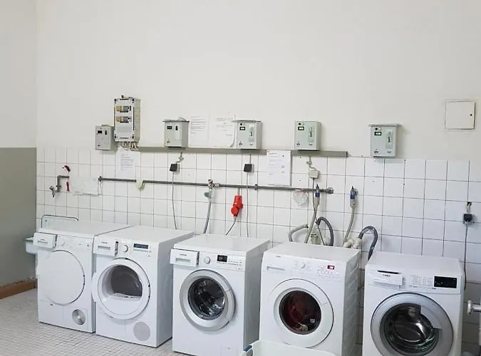 707 Mit Pool Lahnstein