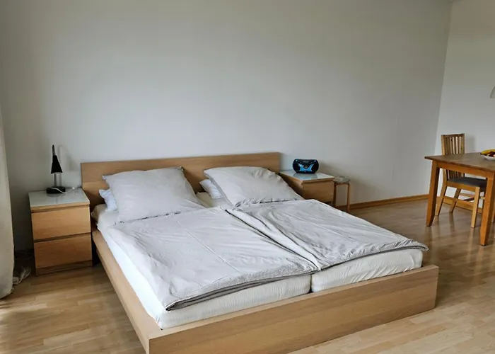 707 Mit Pool Lahnstein